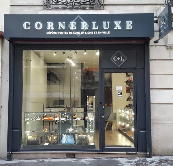 Photo de CORNERLUXE DEPOT VENTE PARIS 16