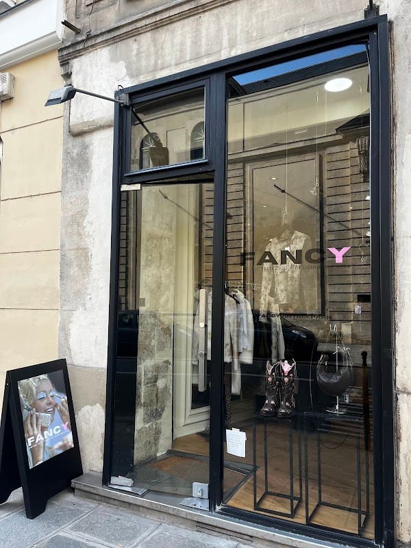 Photo de FANCY VINTAGE PARIS