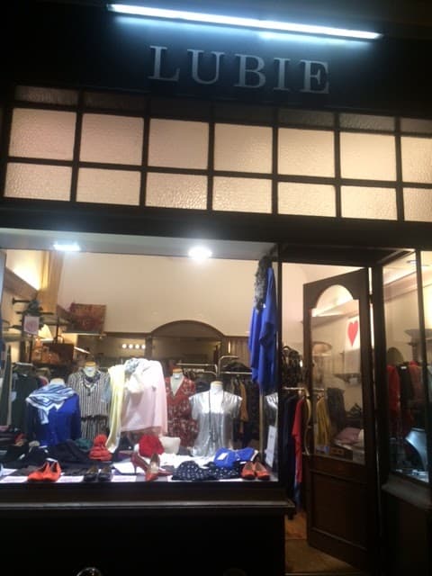 Photo de LUBIE-Dépôt-vente de marques paris Madeleine haussmann