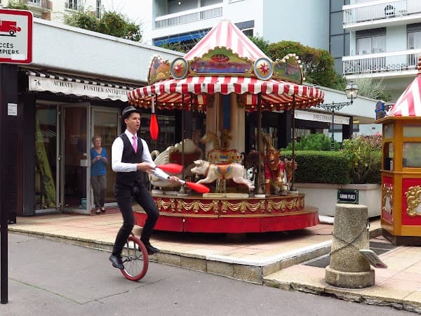 Photo de Village Suisse Paris